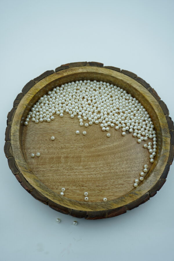 Pearl white Craft Beads